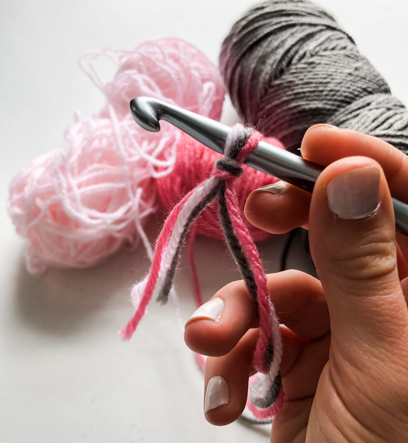 how to crochet a basket